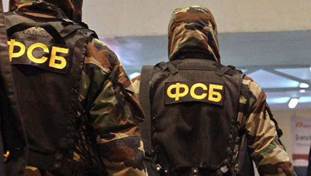 ФСБ разоблачила шпионов, пытавшихся передать иностранцам военные карты