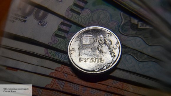 Рубль «отвязался» от нефти: в Европе уверены, что Россия откроет денежный поток