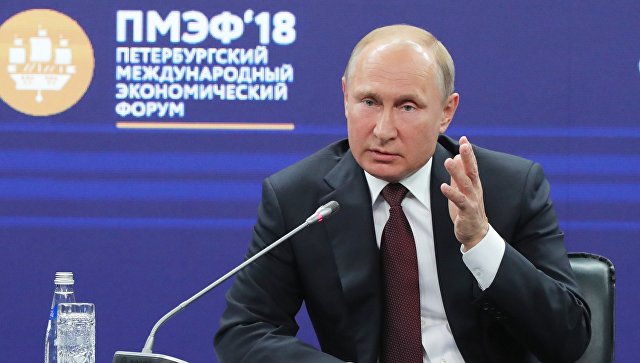Владимир Путин не советует Западу переходить "красную черту"