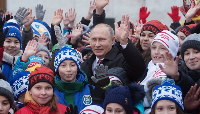 Владимир Путин с огромной заботой относится к детям