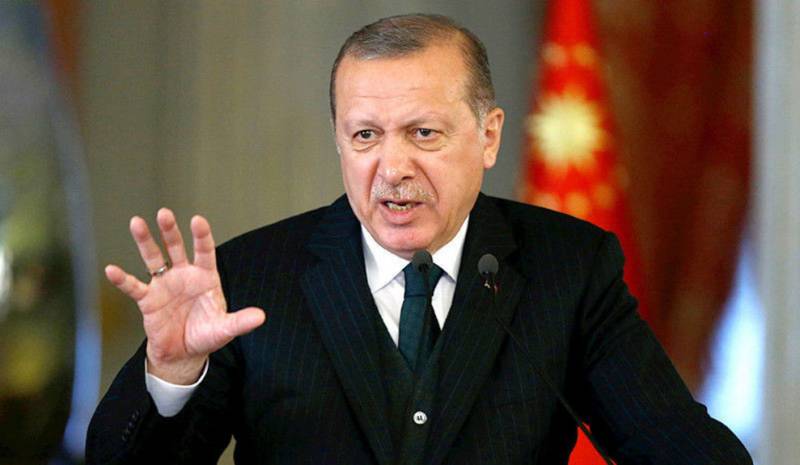 Эрдоган разыгрывает «русскую карту» Вчера, 12:41