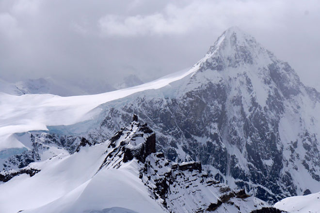 Кто испачкал ледники Аляски?