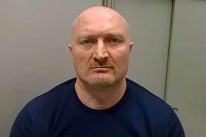 Обвиняемый в 60 убийствах лидер банды киллеров Джако вылетел в Москву