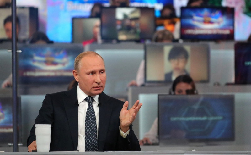 Как помочь Дальнему Востоку: Жители на «прямой линии» с Владимиром Путиным