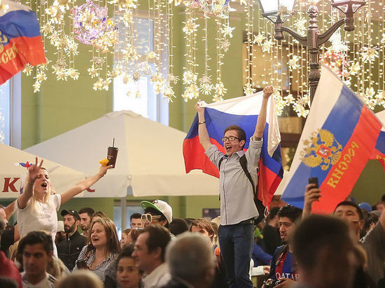 Москва сошла с ума от футбола: хроника ночного безумия