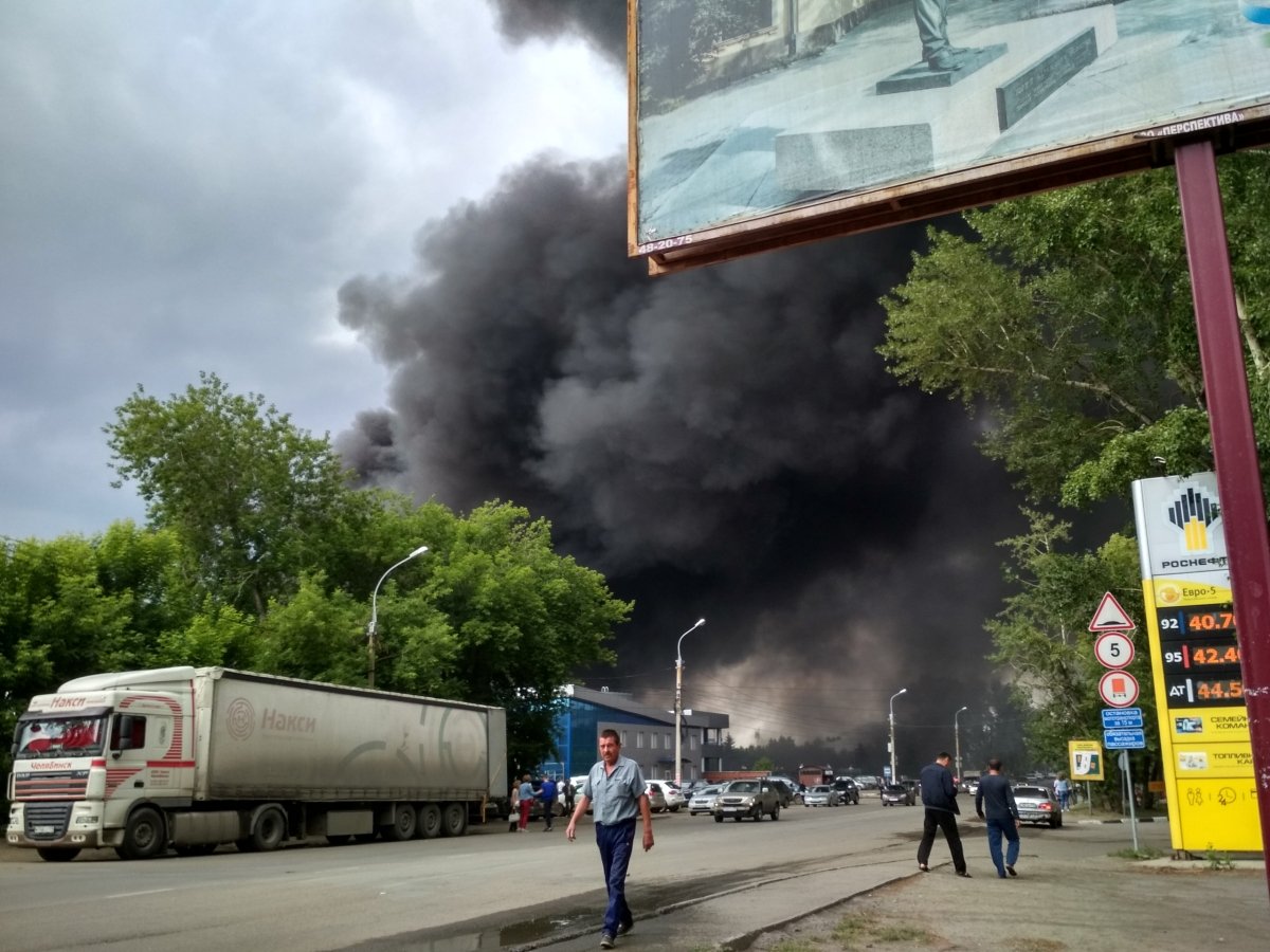 В Иркутске на заводе который выпускает истребители 'Су-30' произошел пожар