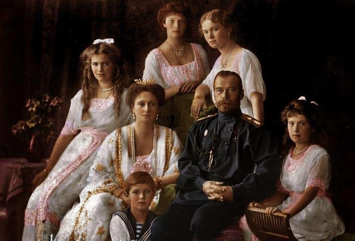 СК: Результаты последних экспертиз подтвердили подлинность останков семьи Николая II
