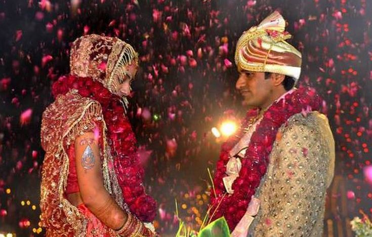 Индиец после свадьбы увидел свою жену без вуали и сразу подал на развод. Восток дело тонкое…