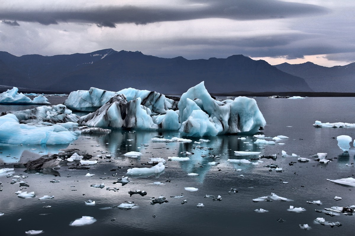Под ледником Антарктиды обнаружен затерянный мир