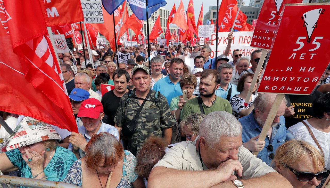 «Мы покажем им, что такое власть народа». По всей России прошли митинги против повышения пенсионного возраста