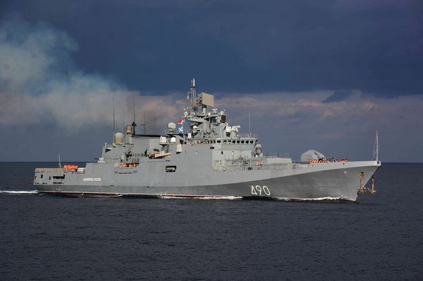 Фрегат ВМФ России поймал подлодку США
