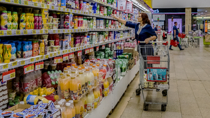 Российские покупатели стали чаще экономить в гипермаркетах