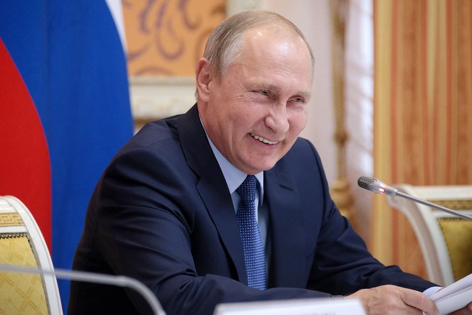 Страшные сказки либералов о Владимире Путине