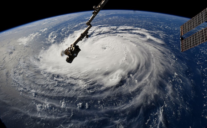 Ураган-монстр идет на США: эвакуируют миллион человек