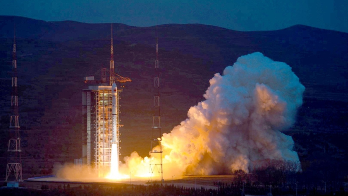Китай отправил в космос первый в истории банк генов