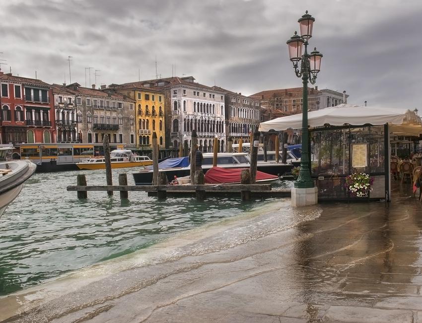 В Италии объявлен наивысший уровень погодной опасности