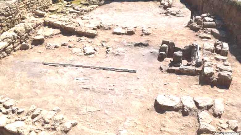 Археологи нашли в Керчи уникальную статуэтку бога молчания