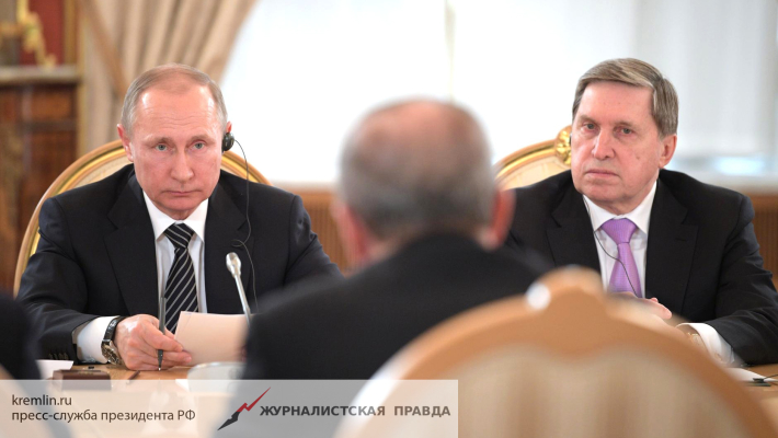 Кремль подтвердил противодействие Макрона переговорам Путина с Трампом в Париже