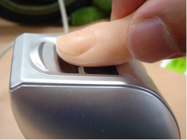Биометрия пала: Нейросеть научили за считанные минуты подделывать любые отпечатки пальцев