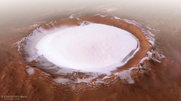 Зонд Mars Express прислал снимки марсианского ледяного озера