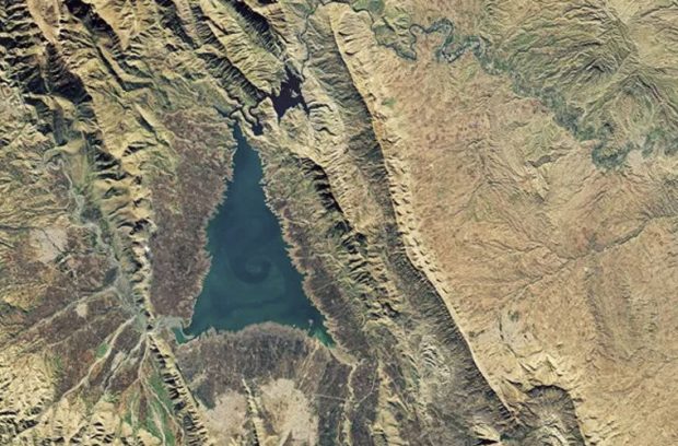 Из космоса засняли озеро удивительной формы