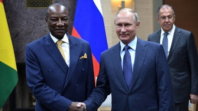 Россия решила помочь ещё и бедным в Африке. Новый флэшмоб или плачевная действительность?
