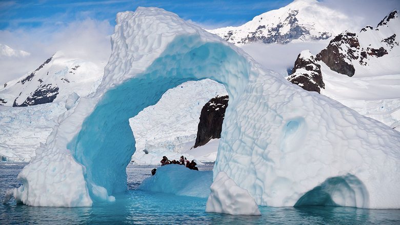 В горах Антарктиды найдена загадочная база