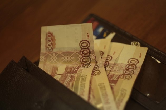 Власти рассказали о причинах падения доходов россиян