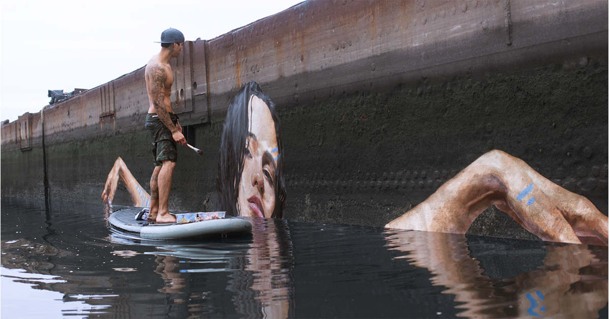 Видео: Парень часами стоит на воде, создавая поистине ошеломительные творения