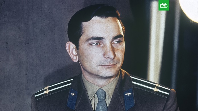 Советский космонавт полковник, дважды Герой Советского Союза Валерий Быковский скончался после продолжительной болезни на 85-м году жизни.