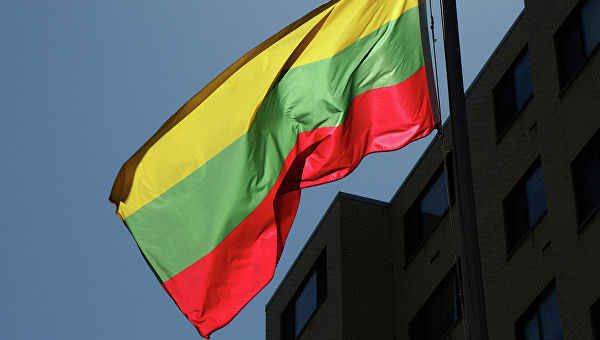 Литва отозвала своего посла из России . ВОЙНА?