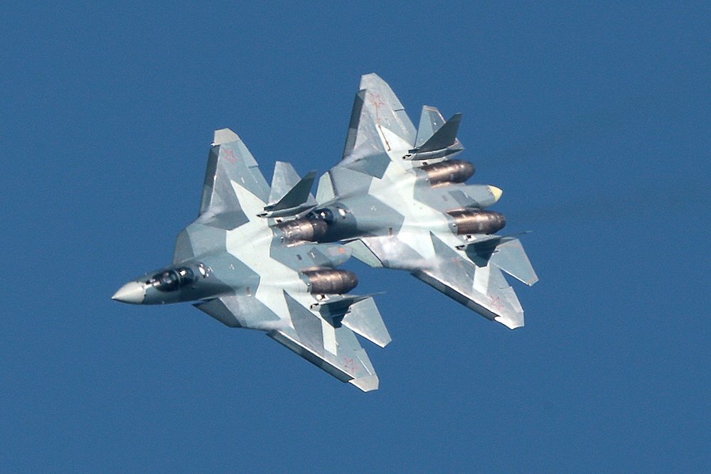 Превратит в мусор оружие США: новые возможности Су-57 оценили в Китае
