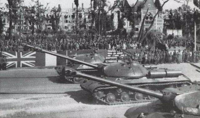 ИС-3, который своим появлением на Параде победы, остановил нападение на СССР его союзников