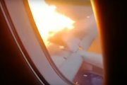 Пассажиры сняли на видео начало пожара на борту SuperJet 100