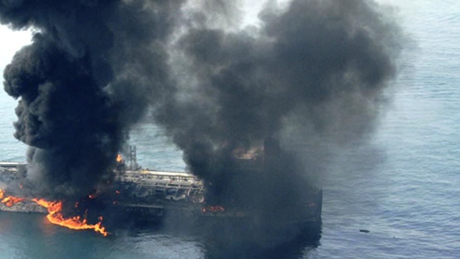 В ОАЭ прогремели взрывы на нефтяных танкерах