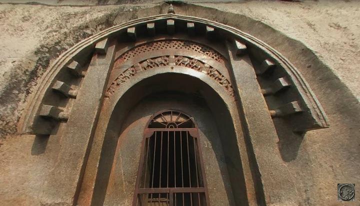 Древний комплекс в Индии скрывает в себе пещеры с великолепной точностью геометрии — Барабар