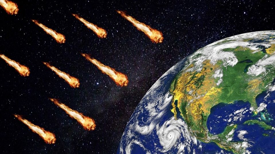Астрономы предупреждают: этим летом Земля сблизится с роем опасных метеоритов