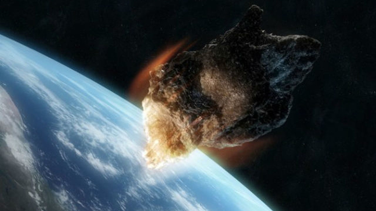 NASA отследило астероид, ворвавшийся в атмосферу Земли