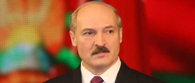 Лукашенко торжественно отказался от помощи России