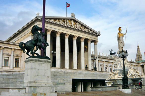 В австрийском парламенте нашли склад нацистских артефактов