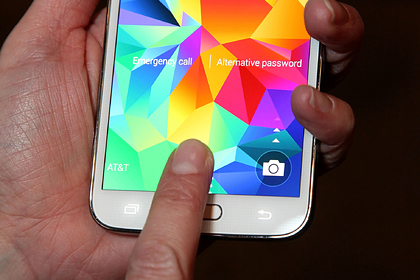 Защита по отпечатку пальца смартфонов Samsung оказалась бесполезной