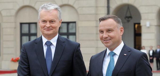 Голос Мордора: Польша и Литва уже готовы придушить Белоруссию в своих горячих дружеских объятиях