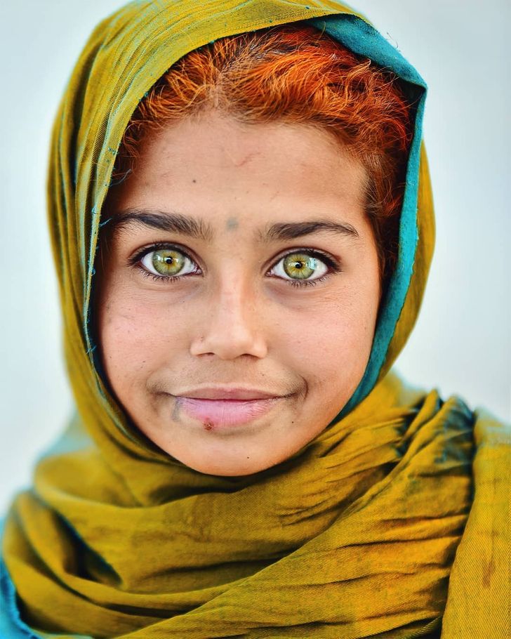 Турецкий фотограф снимает красоту детских глаз, которые сияют, словно драгоценные камни