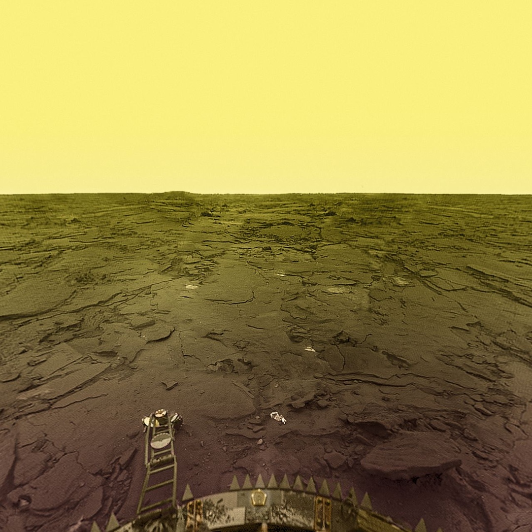 Фото поверхности Венеры.