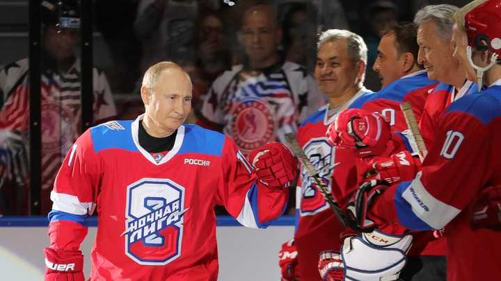 Путин поздравил Ночную хоккейную лигу с юбилейным сезоном