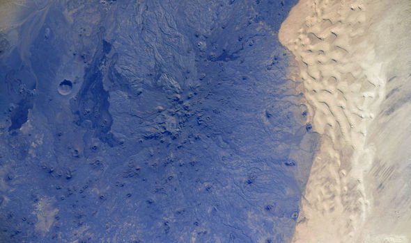 Фотография земной поверхности с МКС вызвала споры в социальных сетях