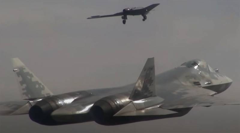 БПЛА «Охотник» повысит безопасность истребителя Су-57 при выполнении боевых операций - латиноамериканский военный обозреватель