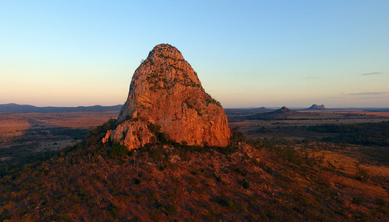 Когда-то Австралия была домом для сотен древних вулканов. Ученые выяснили почему