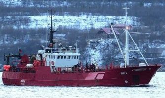 В Баренцевом море затонуло рыболовецкое судно с 19 моряками на борту