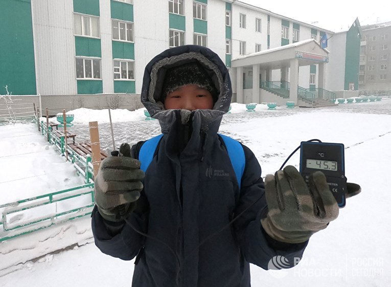 Якутск. Жизнь при температуре -40°C в самом холодном городе на Земле